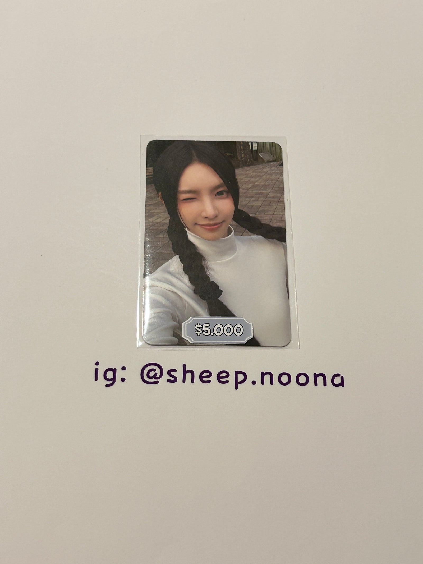 Photocards Yunah ILLIT