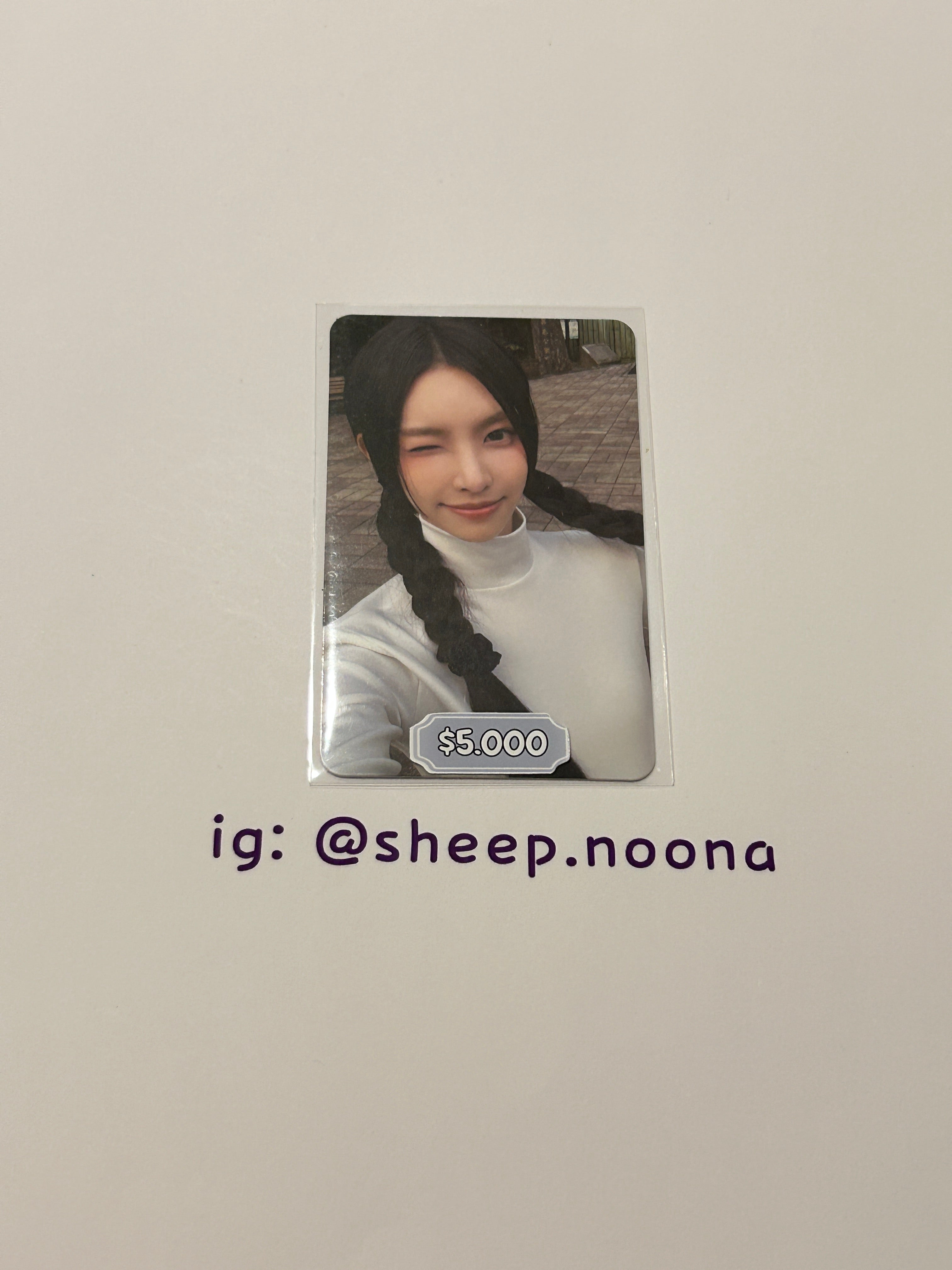 Photocards Yunah ILLIT