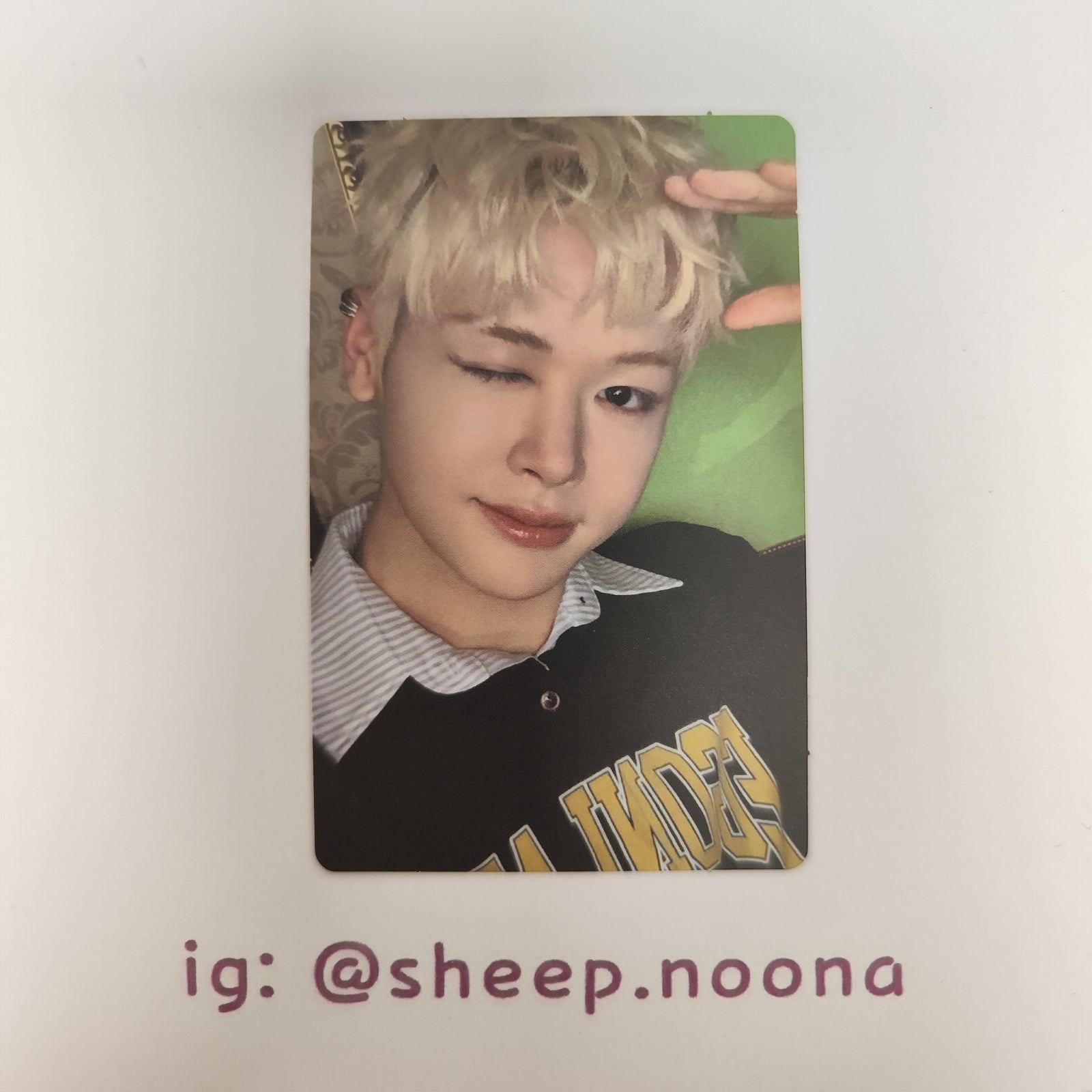 Photocards Ma Jing Xiang CLOSE YOUR EYES